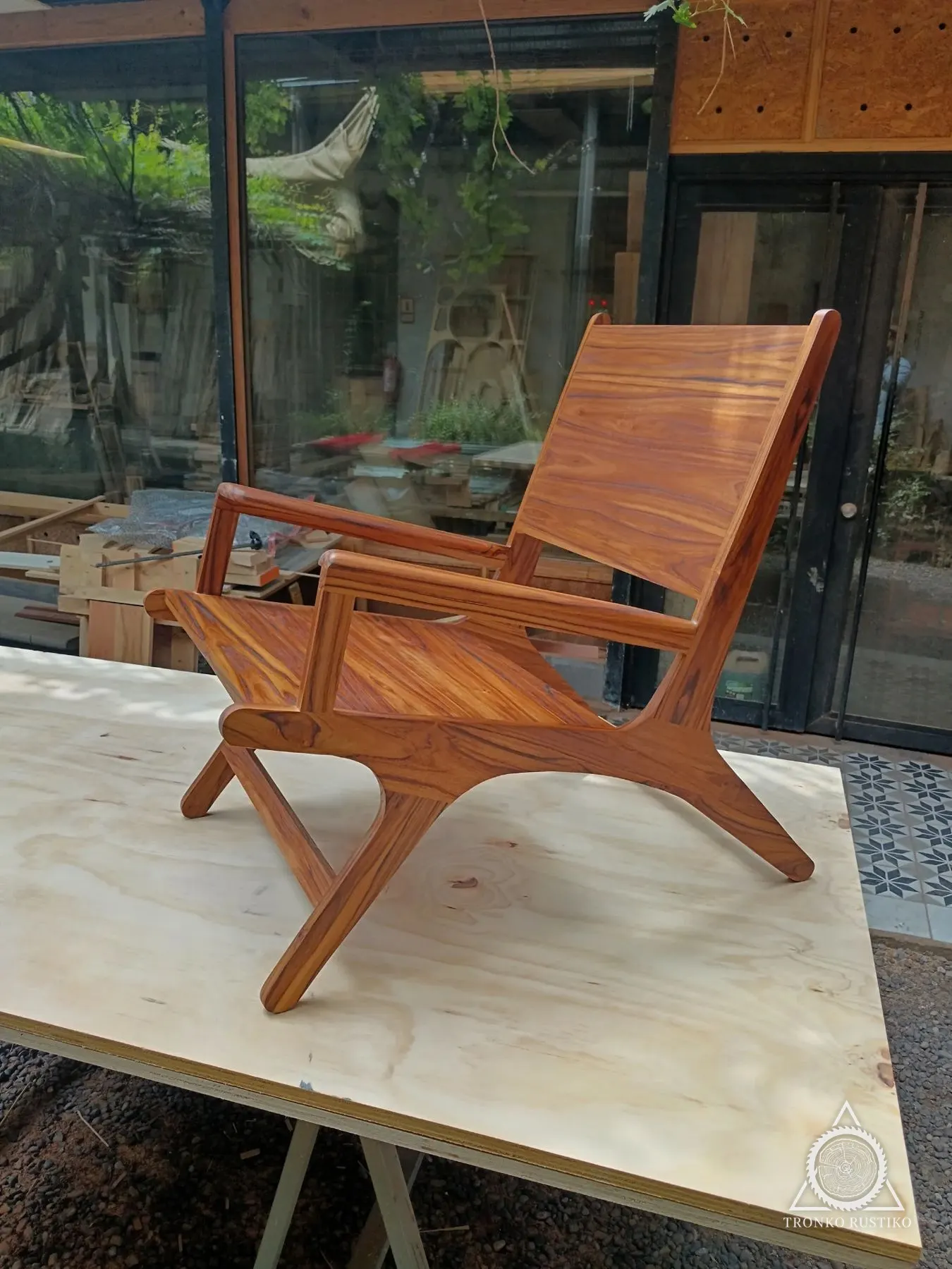 Otra vista del trabajo Lounge Chair Fjord (foto 3 de 4).
