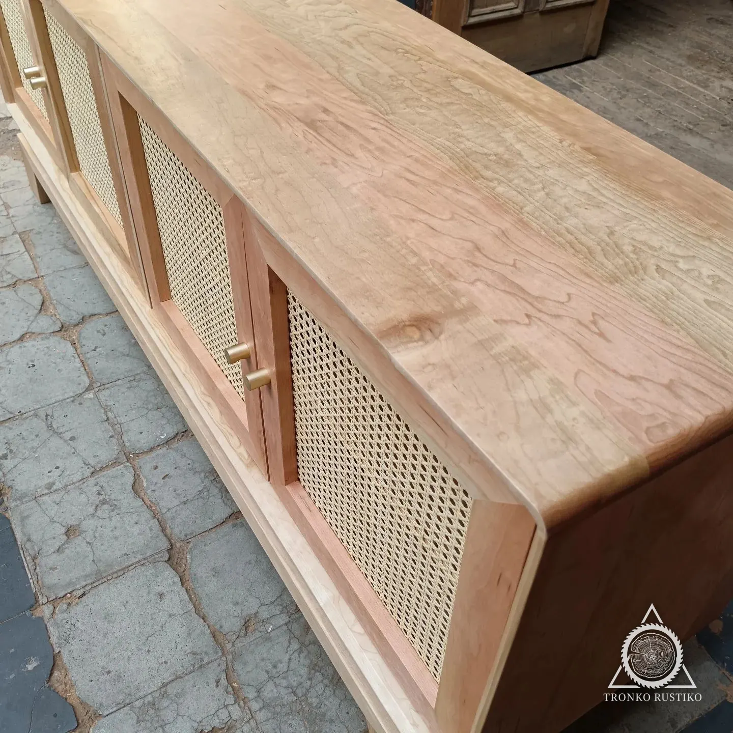 Otra vista del trabajo Rack Capri (foto 4 de 4).